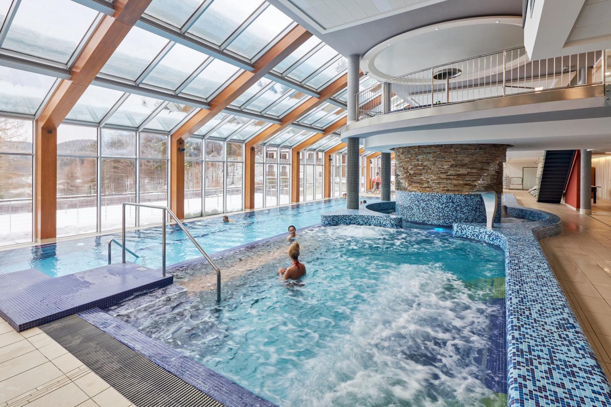 Wellness Hotel Horal, Velké Karlovice Buitenkant foto